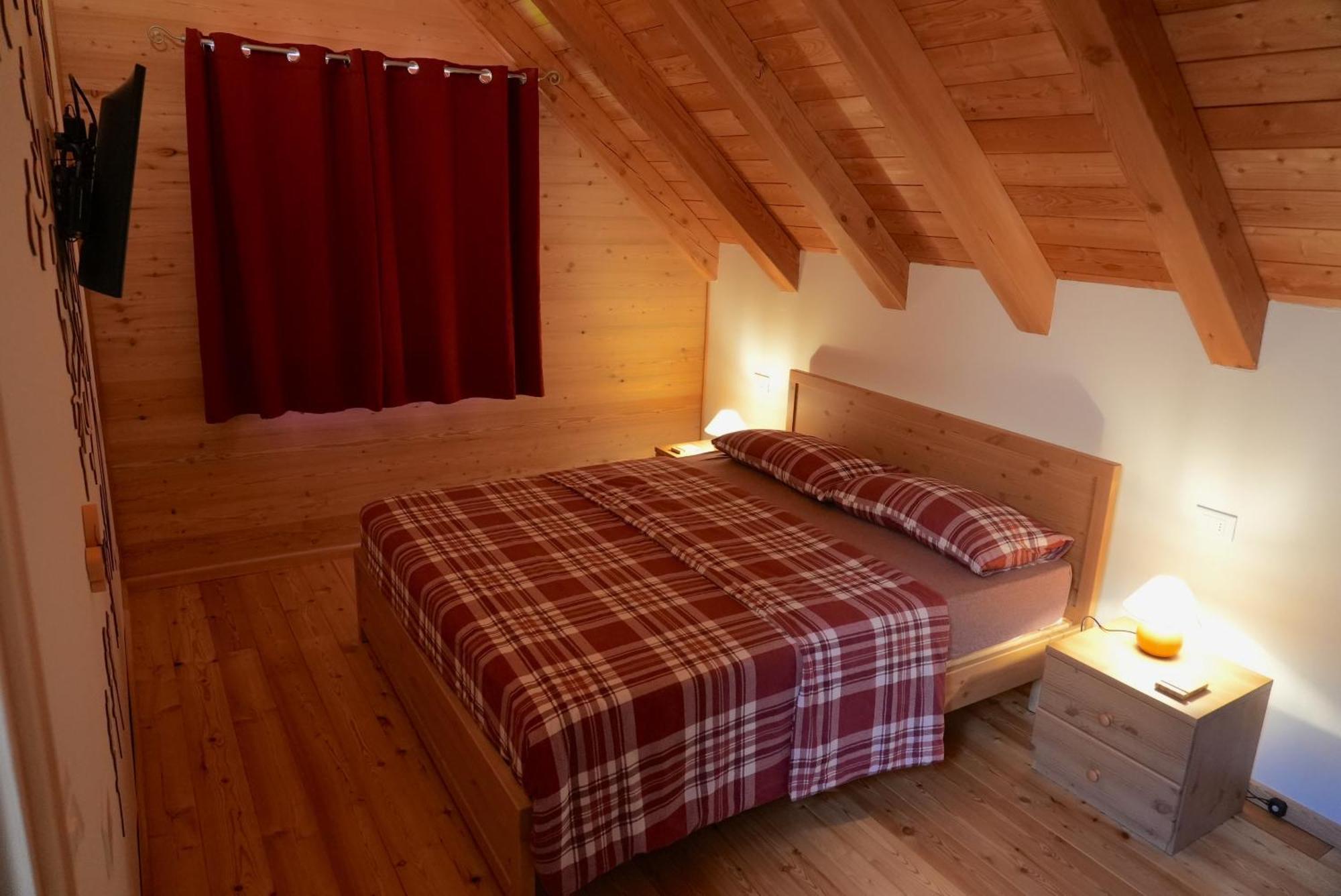 Raveo Chalet Navauce מראה חיצוני תמונה