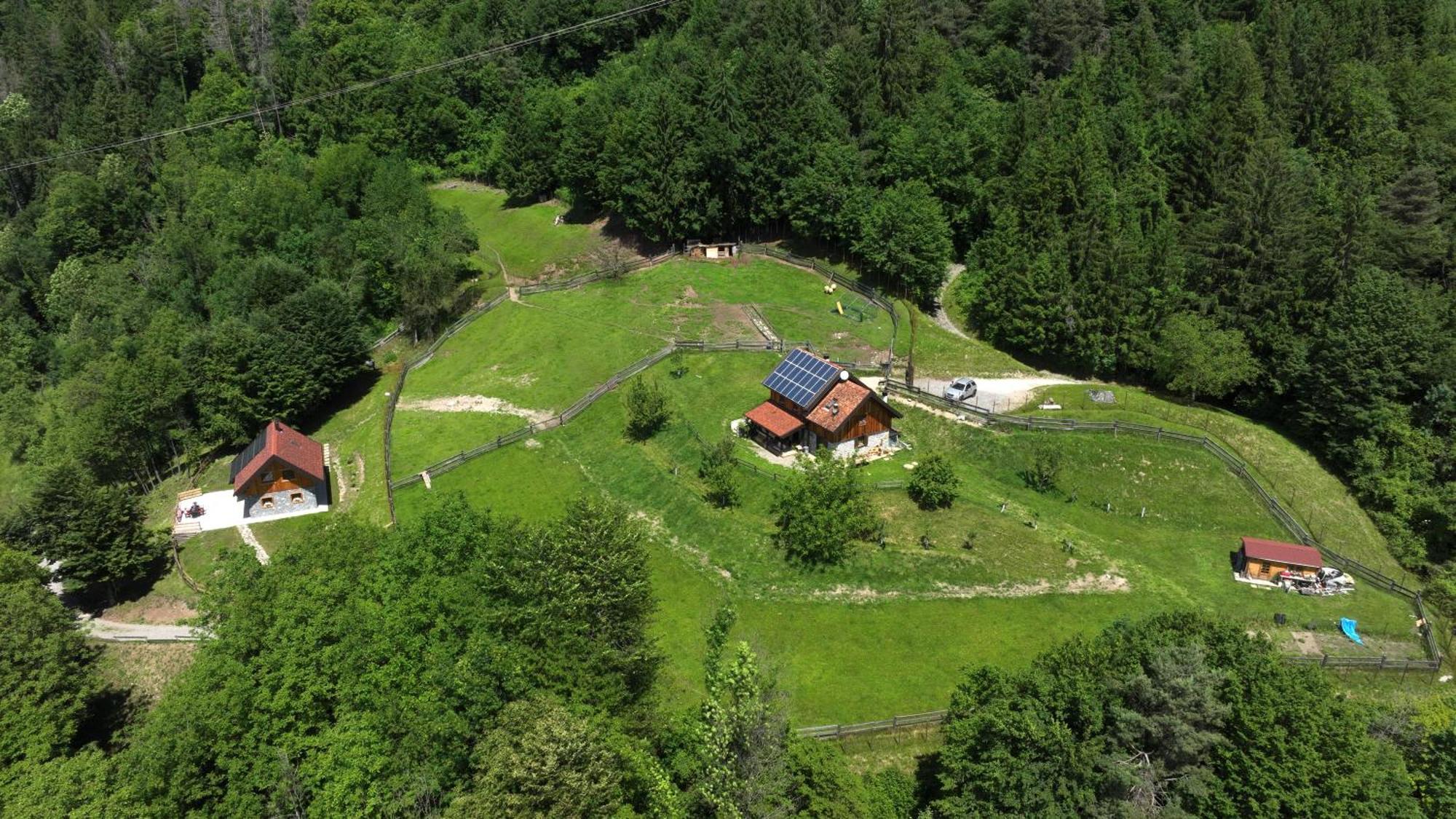 Raveo Chalet Navauce מראה חיצוני תמונה