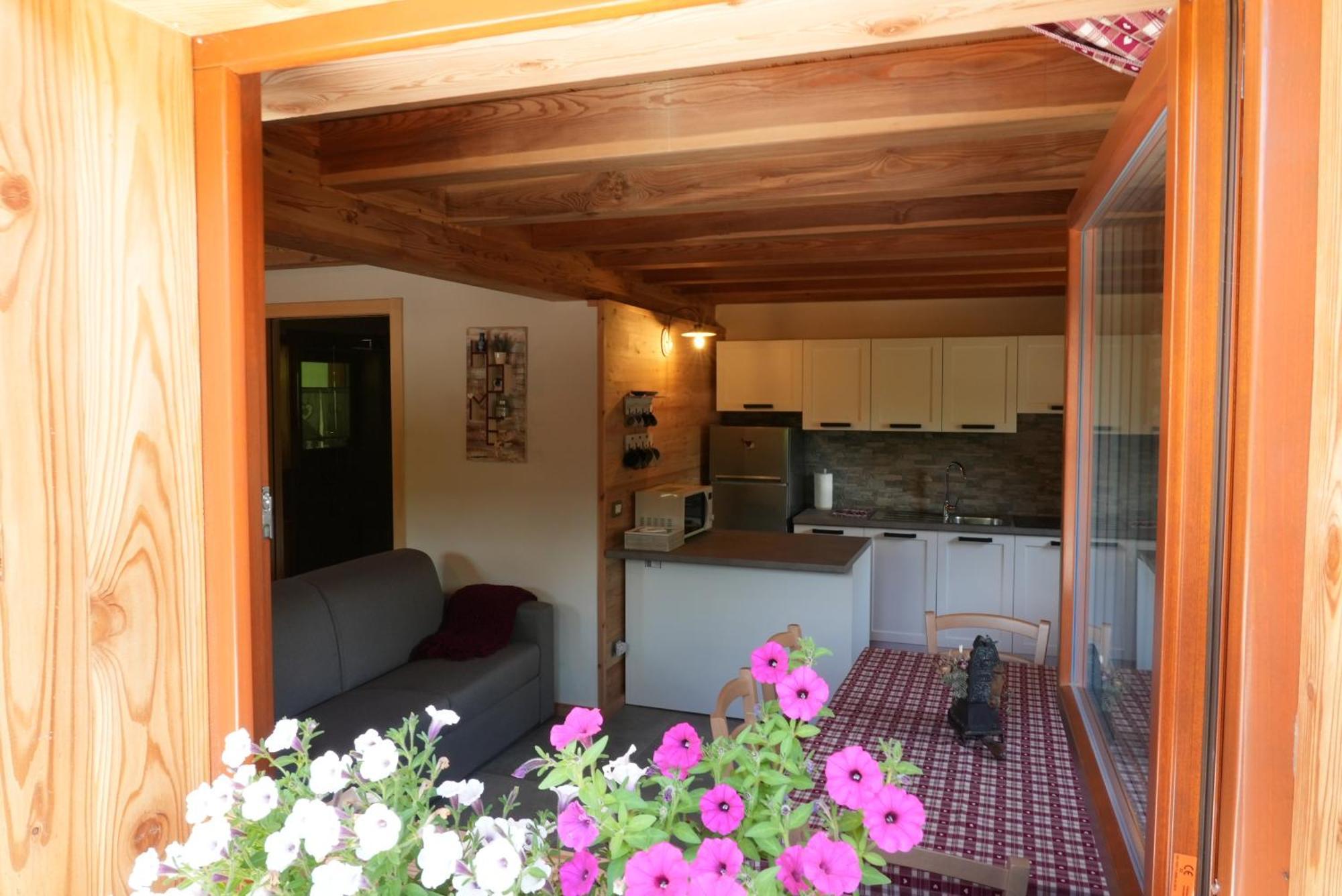 Raveo Chalet Navauce מראה חיצוני תמונה