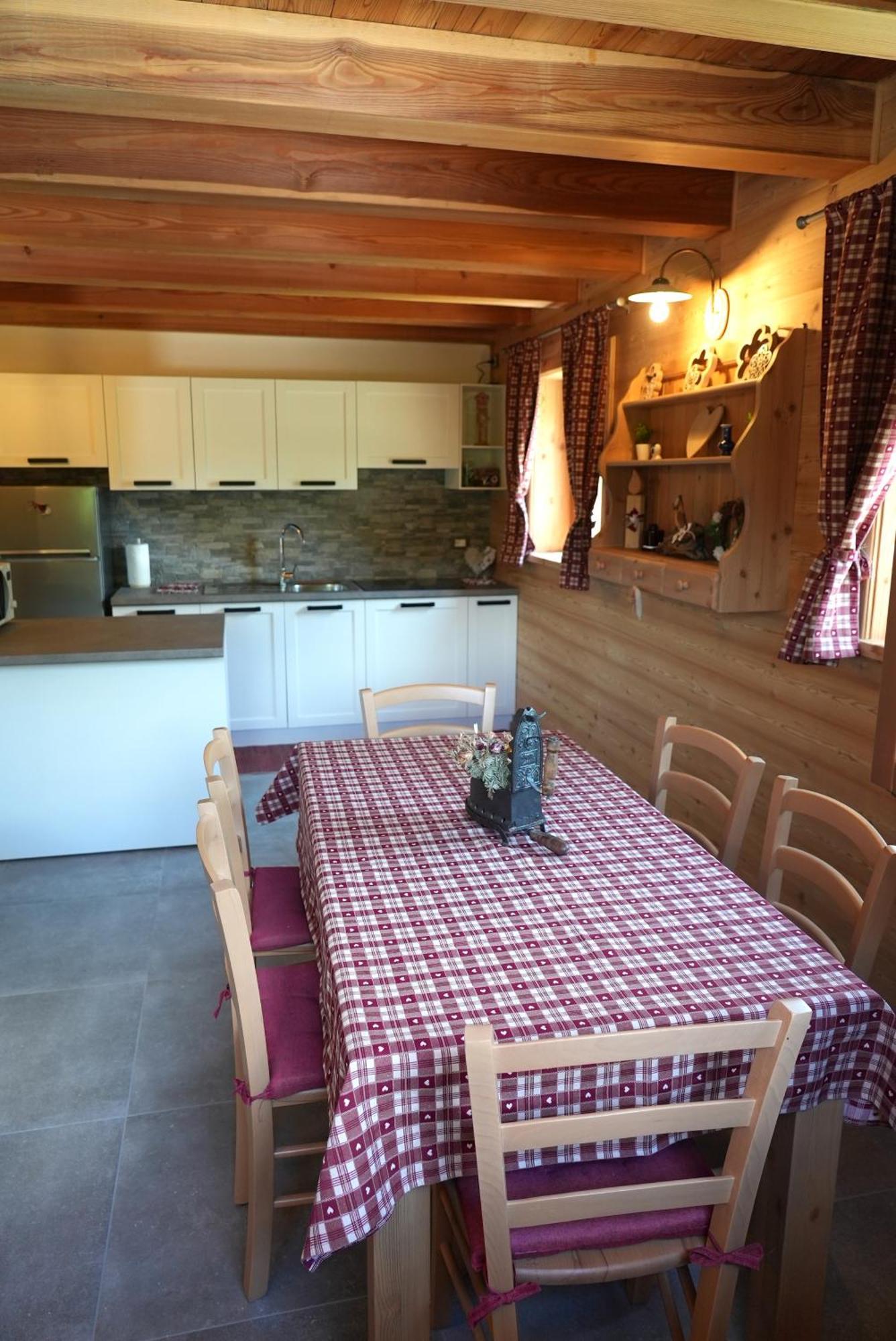 Raveo Chalet Navauce מראה חיצוני תמונה